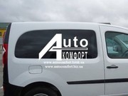 Сплошное окно, правое на автомобиль Renault Kangoo 08- (Рено Кангу)