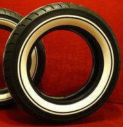 для легкового автомобиля с белой полосой, или белыми буквами