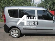 Передний салон, правое окно на Fiat Doblo 2010