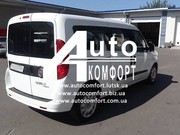 Задний салон, правое окно, длинная база {original} на Fiat Doblo 2010